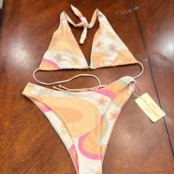 Aurelle Bikini 2 Piece Swim. Medium NWT - Picture 13 of 13